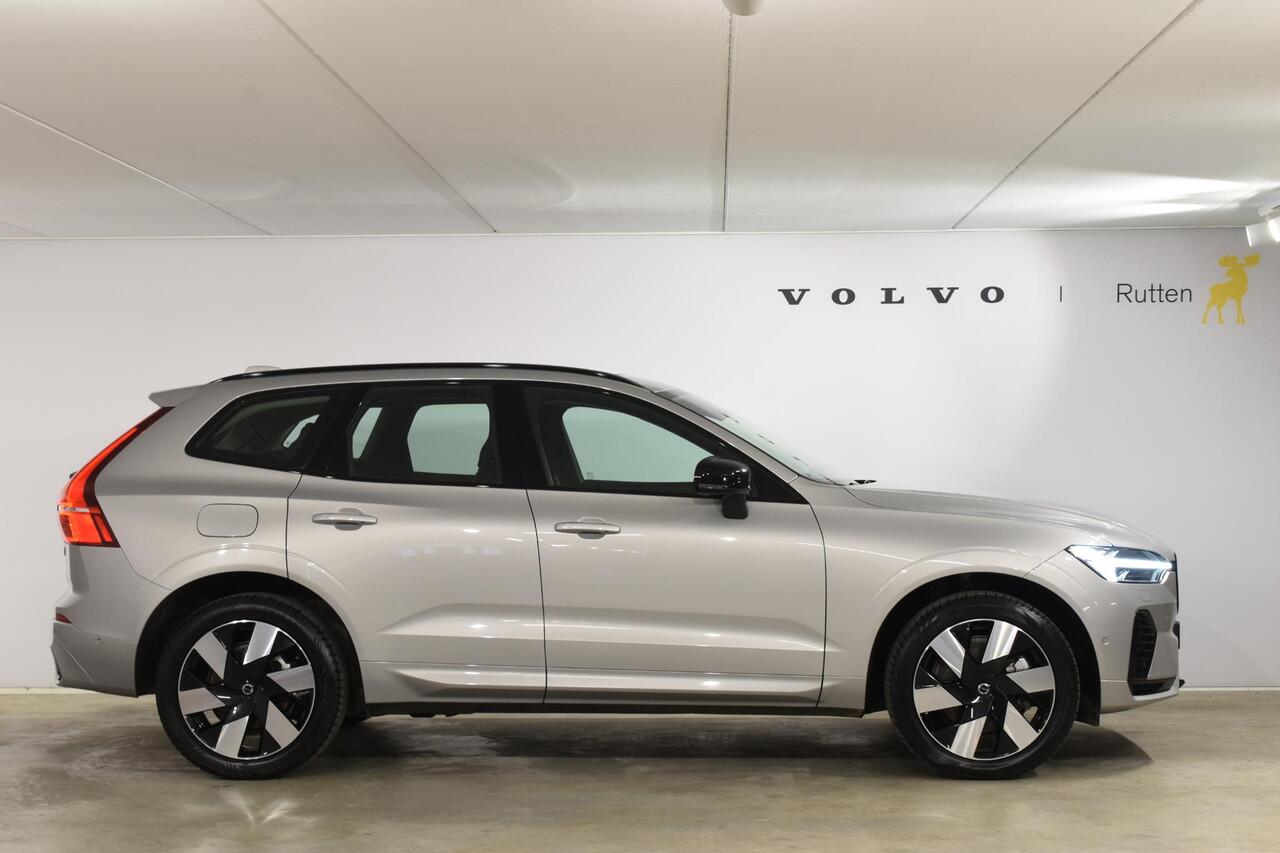 Volvo XC60 T6 350PK Automaat Plug-in Hybrid AWD Ultra Dark / Navigatie / Adaptieve Cruisecontrol / Head Up-Display / Panorama dak / Leder / Elektrische stoelen / 360 Camera / Trekhaak /