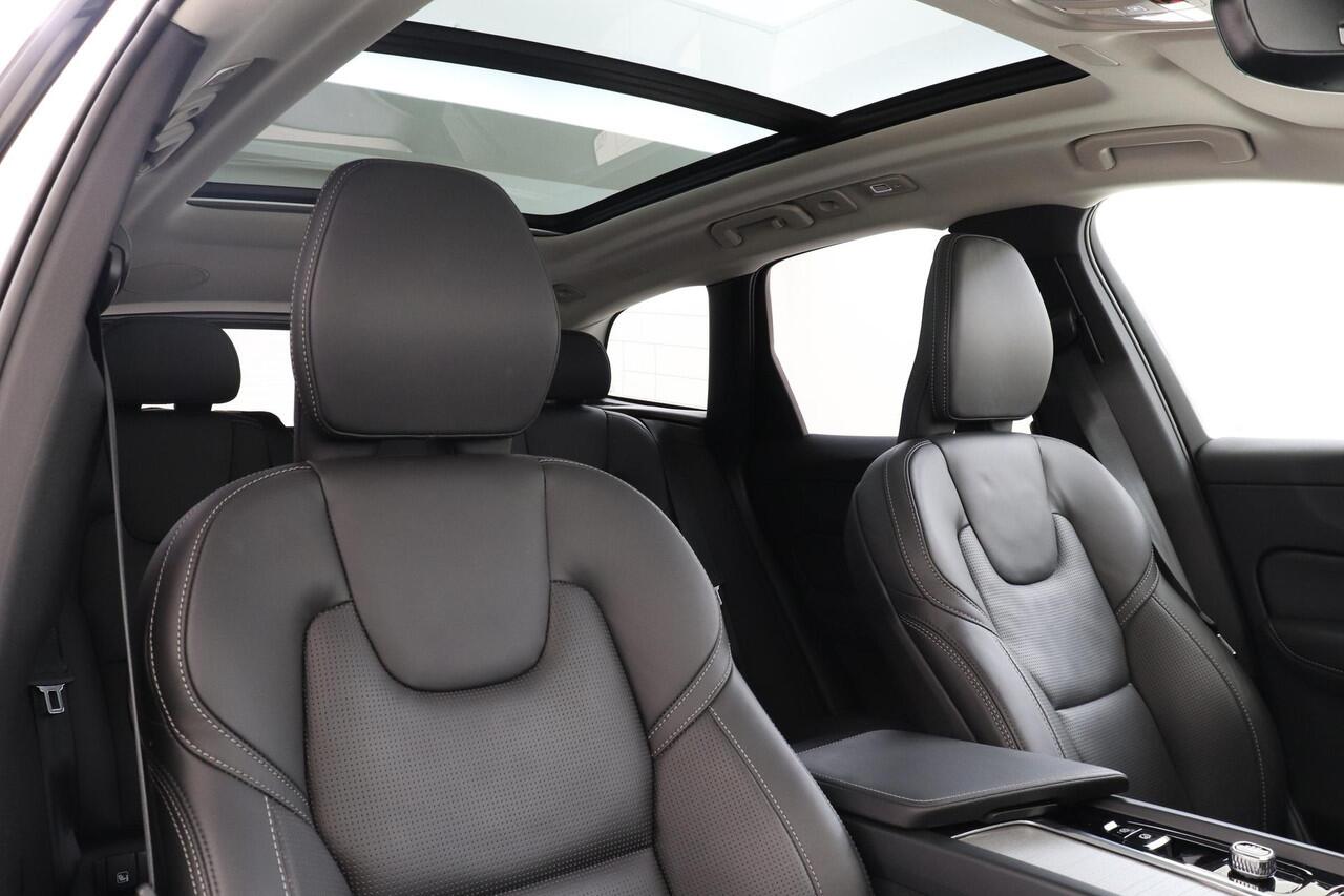 Volvo XC60 T8 PLUG-IN HYBRID AWD ULTRA DARK *FULL OPTIONS!* -PANO.DAK|LUCHTVERING|BOWERS&WILKINS|360°CAM|GEVENT.LEDER+MASSAGE|VOLVO.GUARD