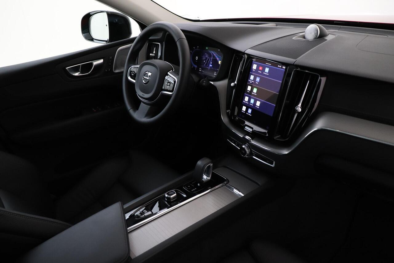 Volvo XC60 RECHARGE T6 AWD ULTIMATE DARK -PANO.DAK|BOWERS&WILKINS|LUCHTVERING|HEAD-UP DISP.|20"