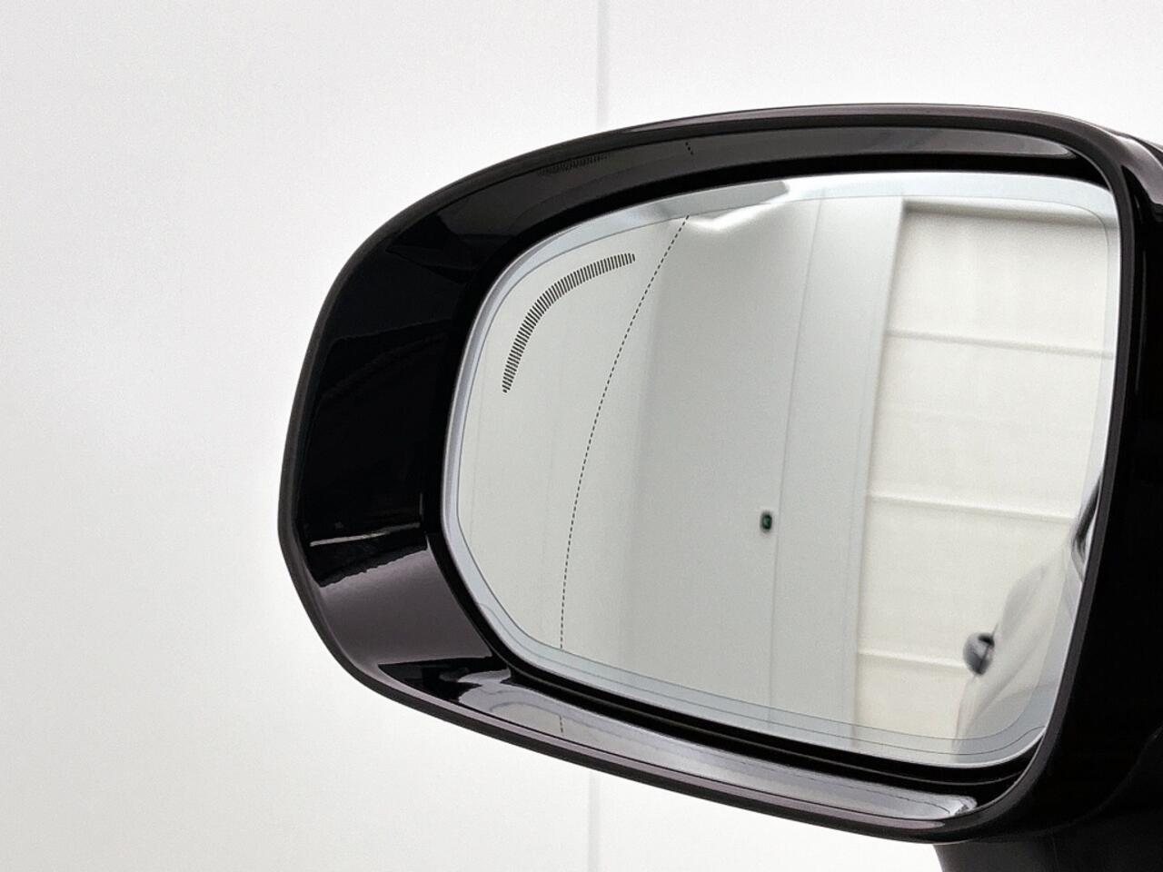 Volvo XC60 2.0 T6 Plug-in hybrid AWD Ultimate Dark | Luchtvering | Trekhaak