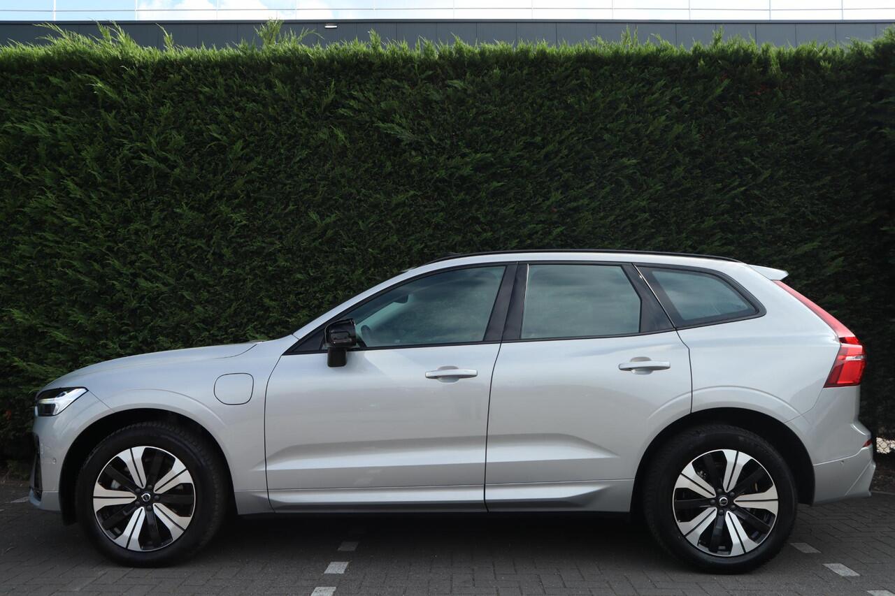 Volvo XC60 2.0 T6 Plug-in hybrid AWD Plus Dark | Trekhaak | Panoramadak | 360-camera |