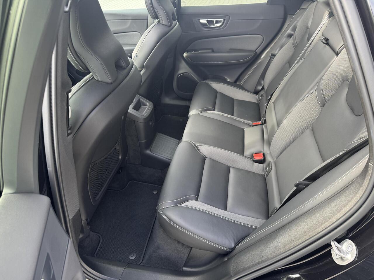 Volvo XC60 2.0 T6 Plug-in hybrid AWD Plus Black Edition