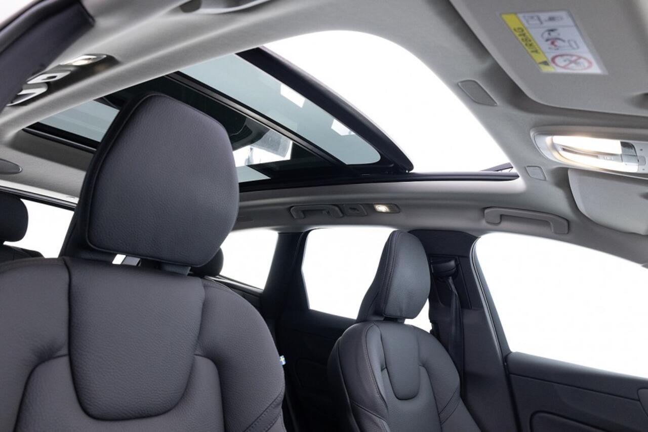 Volvo XC60 2.0 T8 Plug-in hybrid AWD Ultra Dark | SOH 99%