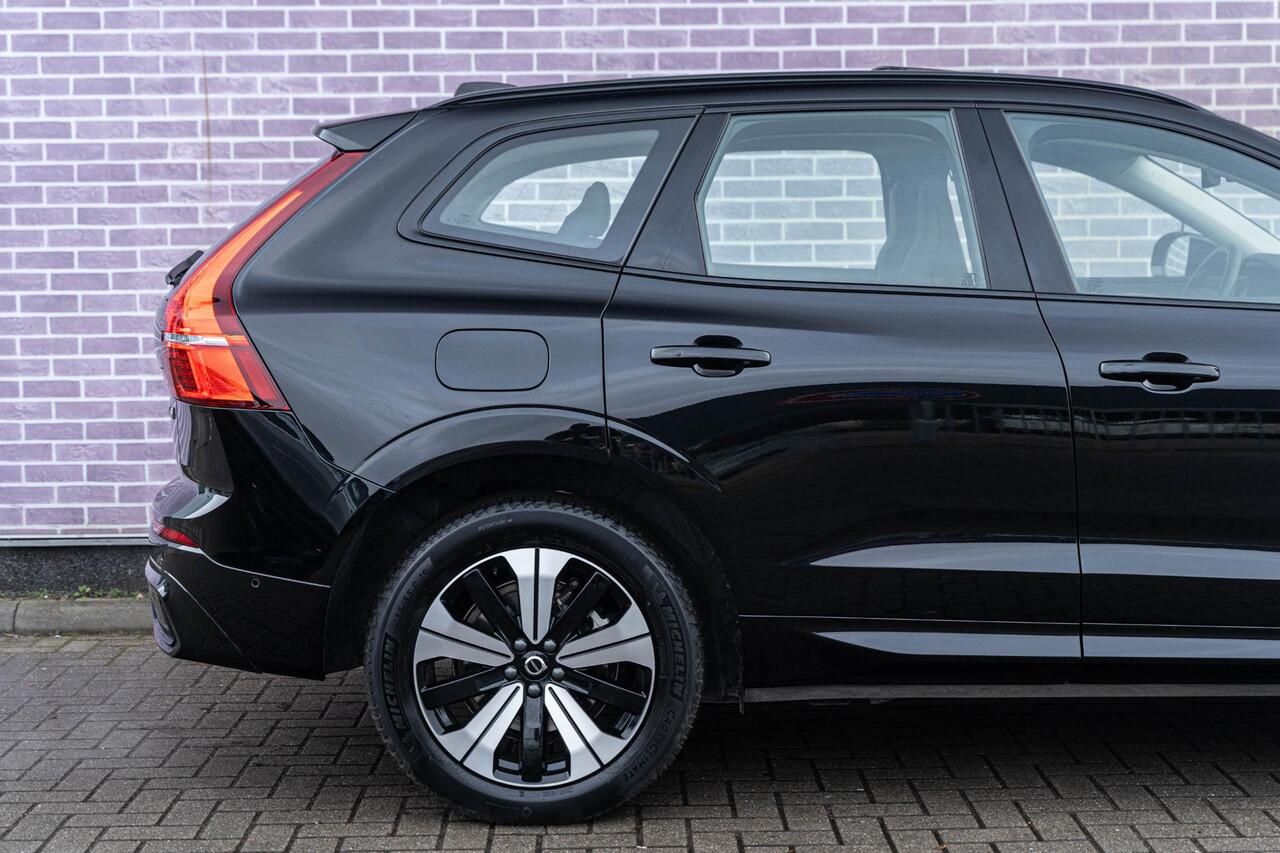 Volvo XC60 2.0 T6 Plug-in hybrid AWD Plus Dark | 360 camera | Trekhaak | Stoel-/Stuurverwarming | Dodehoekdetectie | Adaptive Cruise Control | Keyless Entry | Elektrische achterklep | Google | Long Range