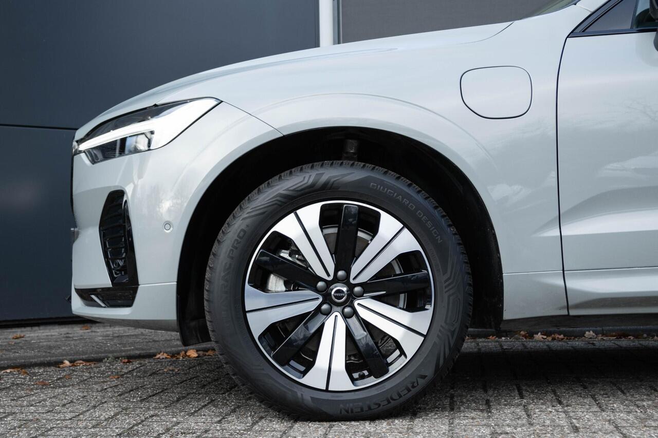 Volvo XC60 T6 Plug-in hybrid AWD Plus Dark | Verwarmde Voorstoelen, Stuurwiel en Achterbank | Semi- Elektrische Trekhaak | Panoramadak met Schuif-/Kantelfunctie | 360-Camera | AppleCarplay / AndroidAuto | Adaptieve Cruise Control | BLIS | |