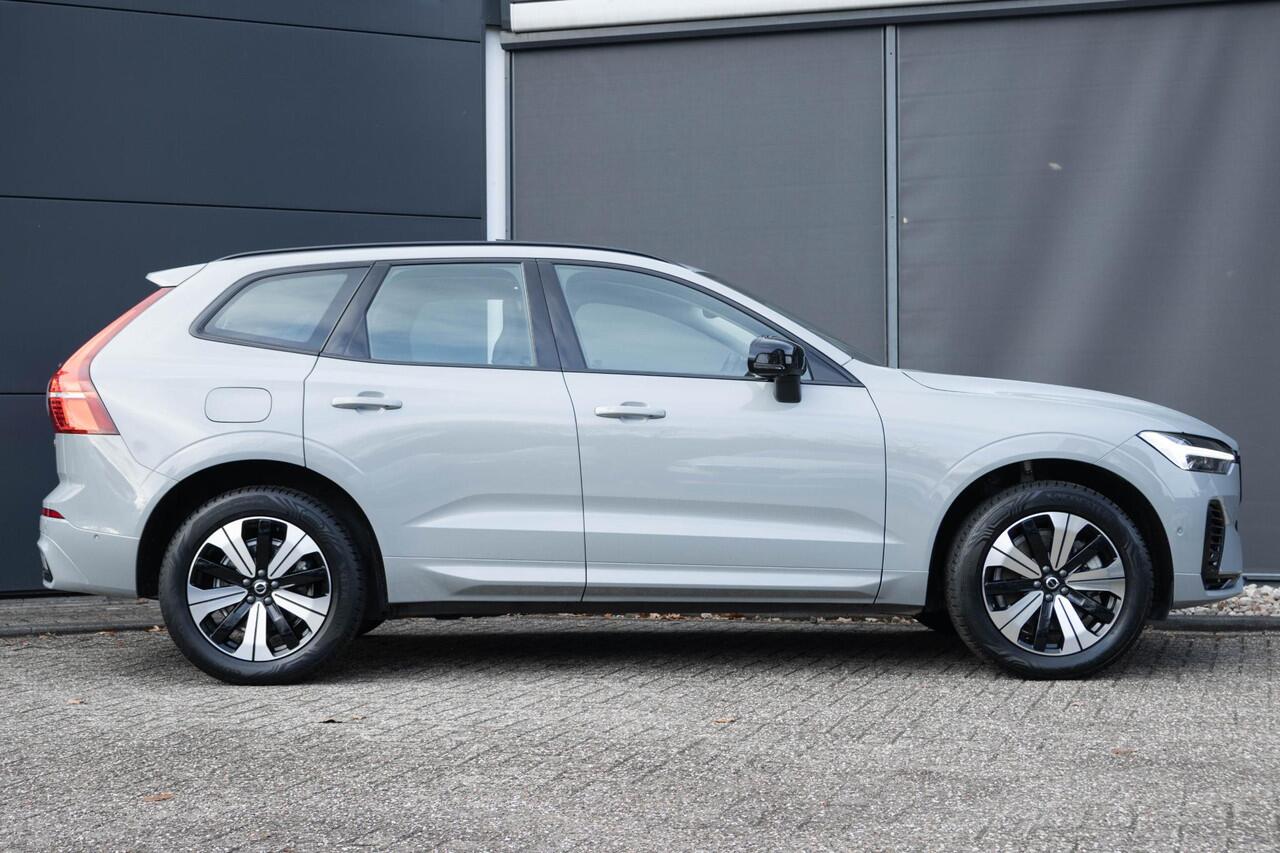 Volvo XC60 T6 Plug-in hybrid AWD Plus Dark | Verwarmde Voorstoelen, Stuurwiel en Achterbank | Semi- Elektrische Trekhaak | Panoramadak met Schuif-/Kantelfunctie | 360-Camera | AppleCarplay / AndroidAuto | Adaptieve Cruise Control | BLIS | |