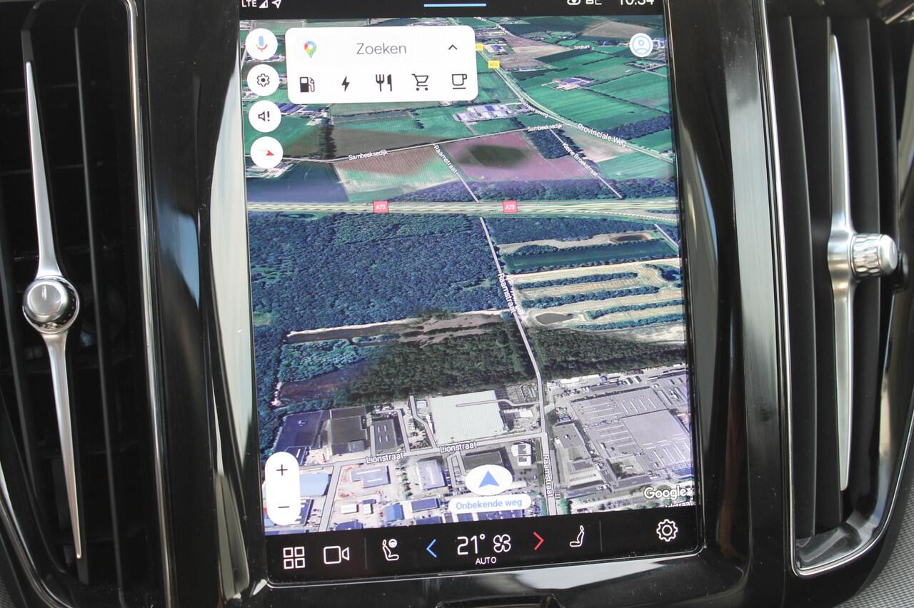 Volvo XC60 T6 350PK Automaat Plug-in hybrid AWD Plus Dark Apple Carplay / Adaptive cruise control / Panorama dak / Elektrisch bedienbare bestuurderstoel met geheugen / Keyless Entry / Elektrische achterklep