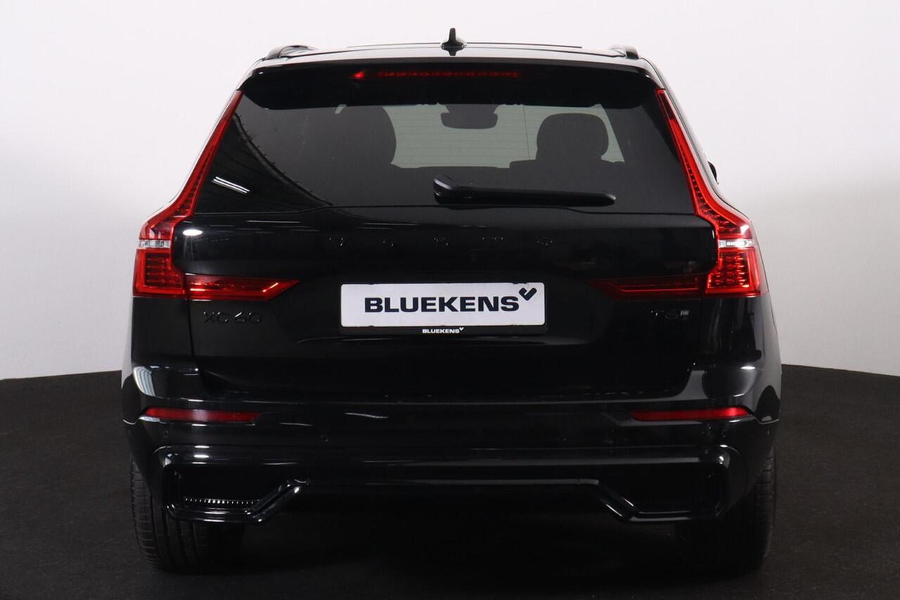 Volvo XC60 T6 Recharge AWD Ultra Black Edition - Panorama/schuifdak - Massage & Stoelventilatie - IntelliSafe Assist & Surround - 360º Camera - Bowers & Wilkins audio - Adaptieve LED koplampen - Nappa leder - Verwarmde voorstoelen & stuur - Parkeersensoren voor & ac