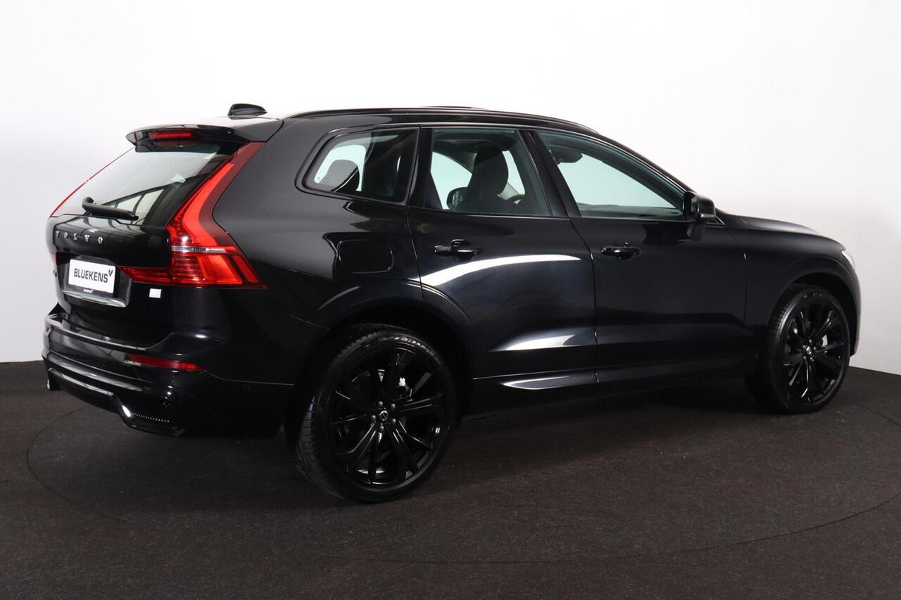 Volvo XC60 T6 Recharge AWD Plus Dark - Panorama/schuifdak - IntelliSafe Assist & Surround - 360º Camera - Verwarmde voorstoelen, stuur & achterbank - Parkeersensoren voor & achter - Elektr. bedienb. voorstoelen met geheugen - Draadloze tel. lader - Elektr. inklapbar