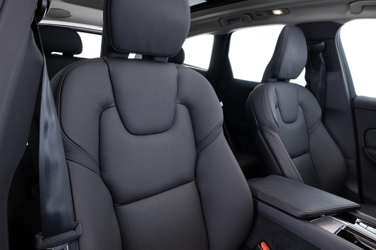 Volvo XC60 2.0 T8 Plug-in hybrid AWD Ultra Dark | SOH 99% | LUCHTVERING