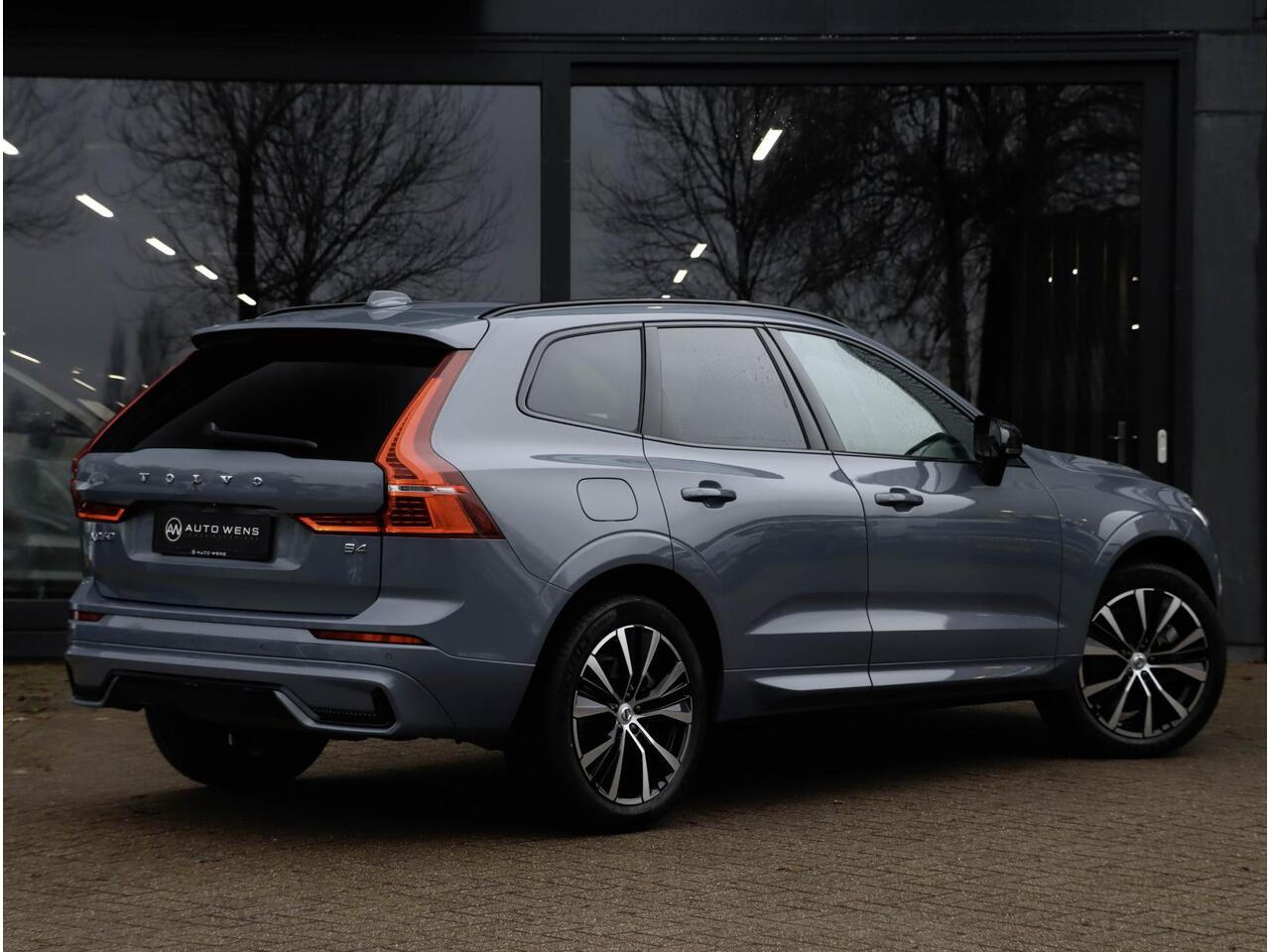 Volvo XC60 B4 Plus Dark Panodak | BLIS | Adapt. Cruise | Power Seats | Harman Kardon 197pk
