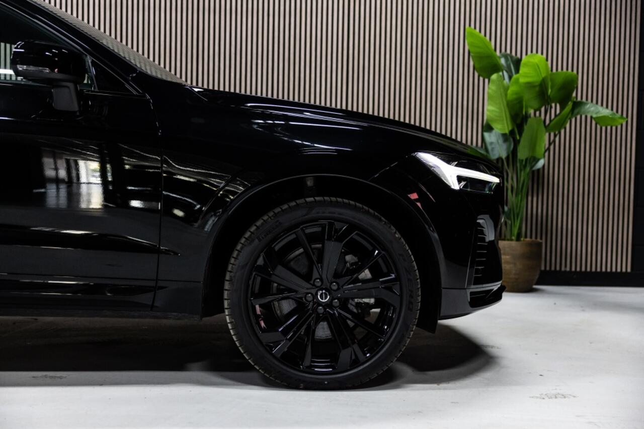 Volvo XC60 T8 Plus Black Edition AWD | H&K | 360 Cam | Pano |