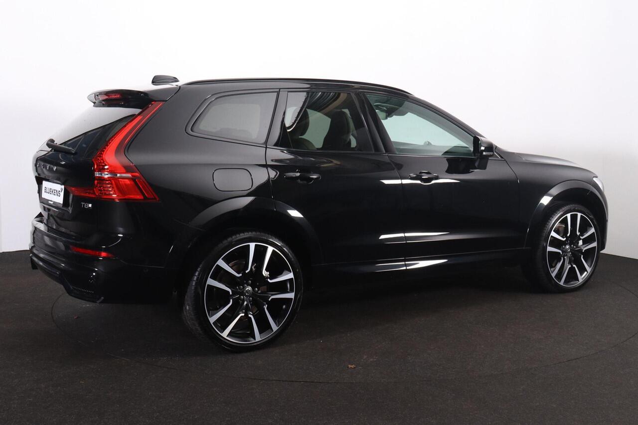 Volvo XC60 T8 Recharge AWD Ultra Dark - Panorama/schuifdak - IntelliSafe Assist & Surround - 360º Camera - Bowers & Wilkins audio - Adaptieve LED koplampen - Verwarmde voorstoelen, stuur & achterbank - Parkeersensoren voor & achter - Elektr. bedienb. voorstoelen met