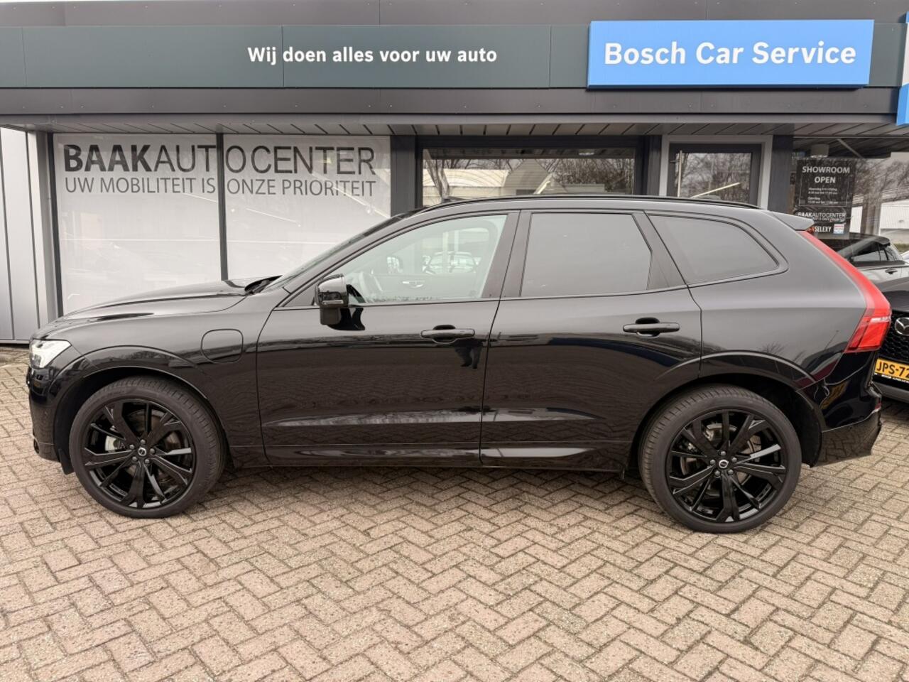 Volvo XC60 2.0 T6 AWD+ Black Edition | Panoramadak | 360 Camera | Carplay