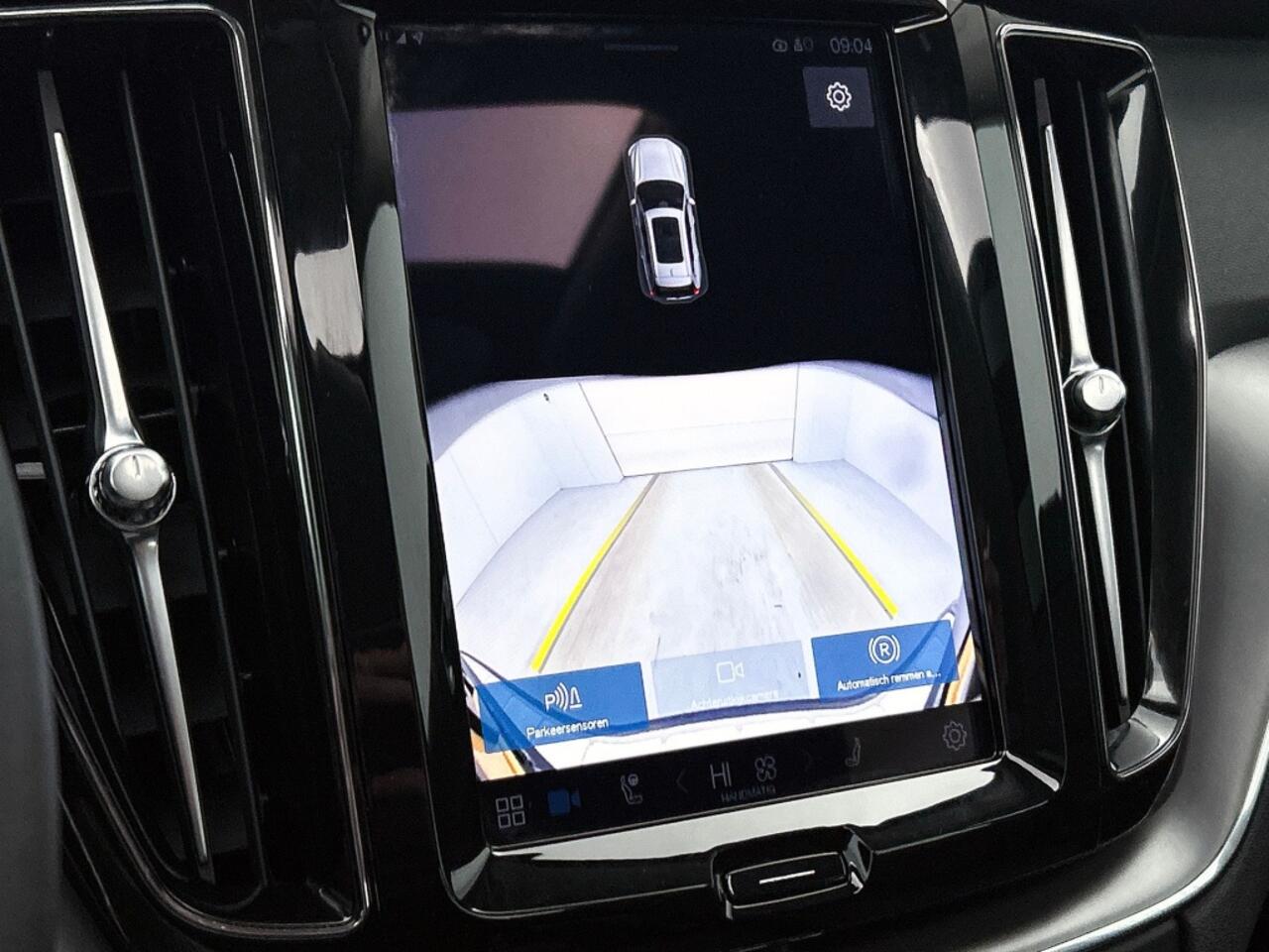 Volvo XC60 2.0 T6 Bright | Trekhaak | All season | BLIS | Camera | Pilot As