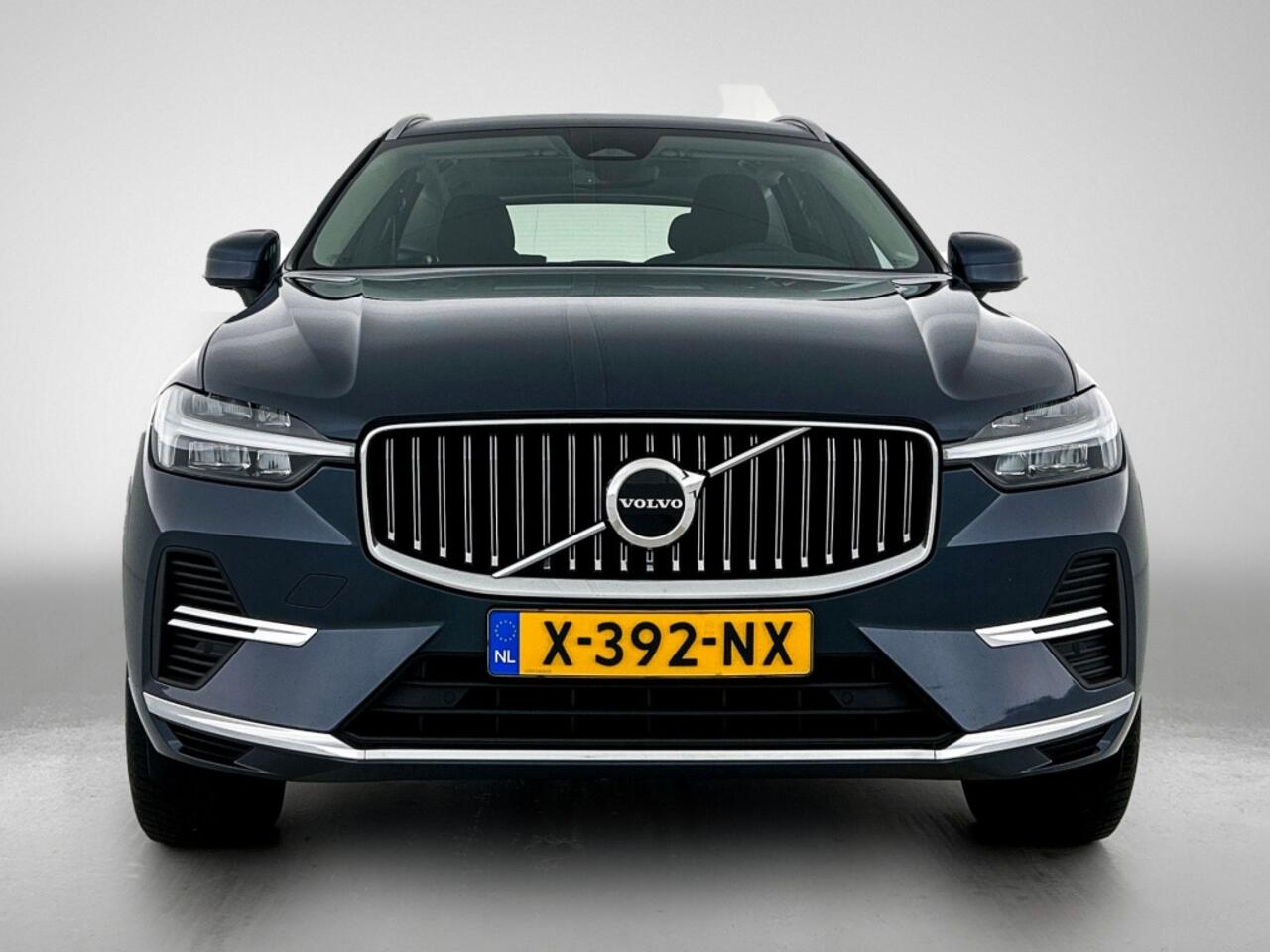 Volvo XC60 2.0 T6 Bright | Trekhaak | All season | BLIS | Camera | Pilot As