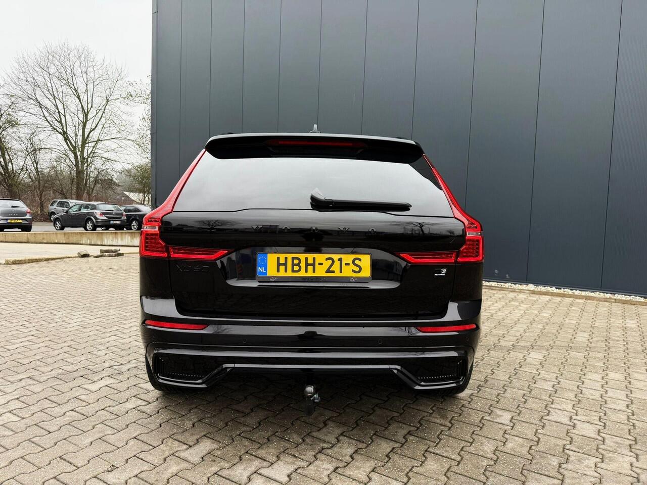 Volvo XC60 2.0 T8 hybrid AWD Ultimate Black Edition B&W Tr.hk