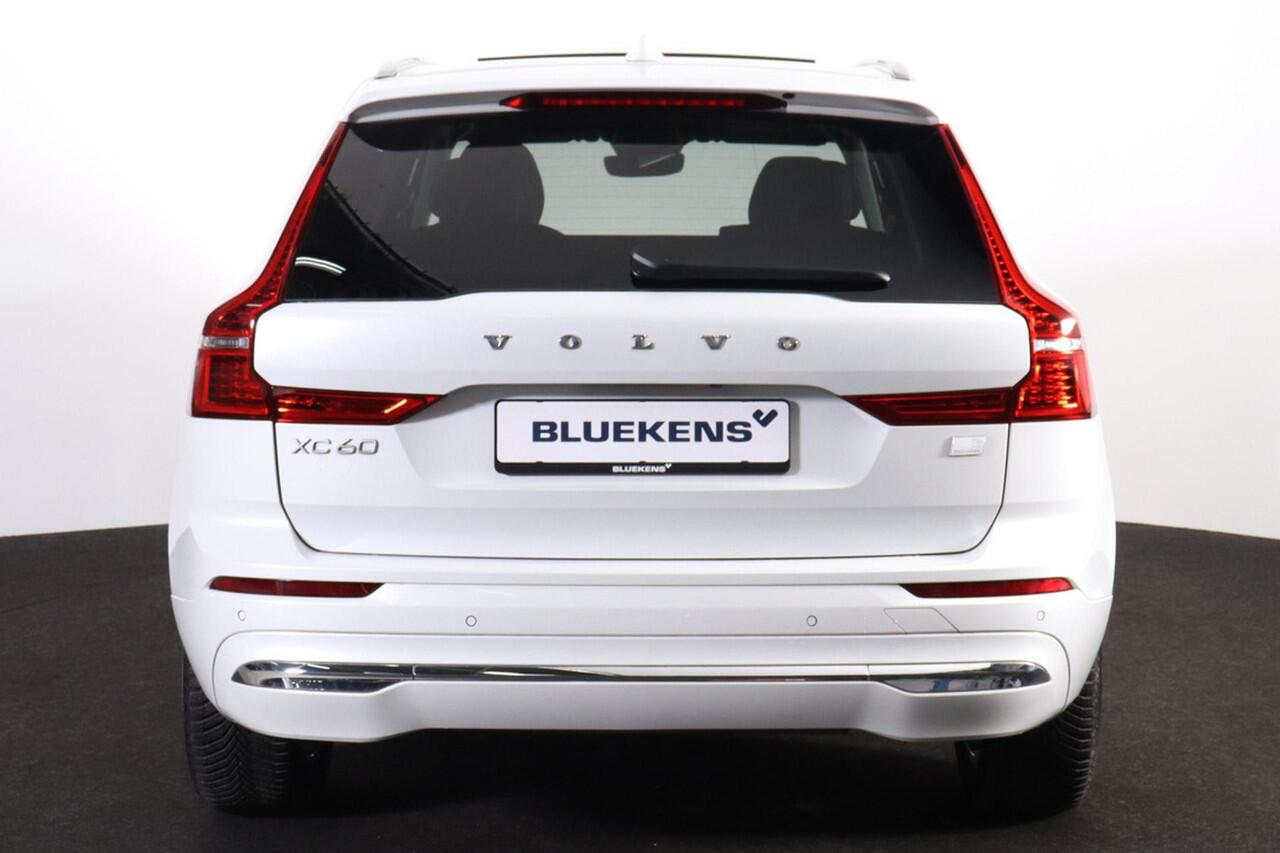 Volvo XC60 T6 Recharge AWD Plus Bright - Panorama/schuifdak - IntelliSafe Assist & Surround - Harman/Kardon audio - Adaptieve LED koplampen - Parkeercamera achter - Verwarmde voorstoelen, stuur & achterbank - Parkeersensoren voor & achter - Elektr. bedienb. voorstoe