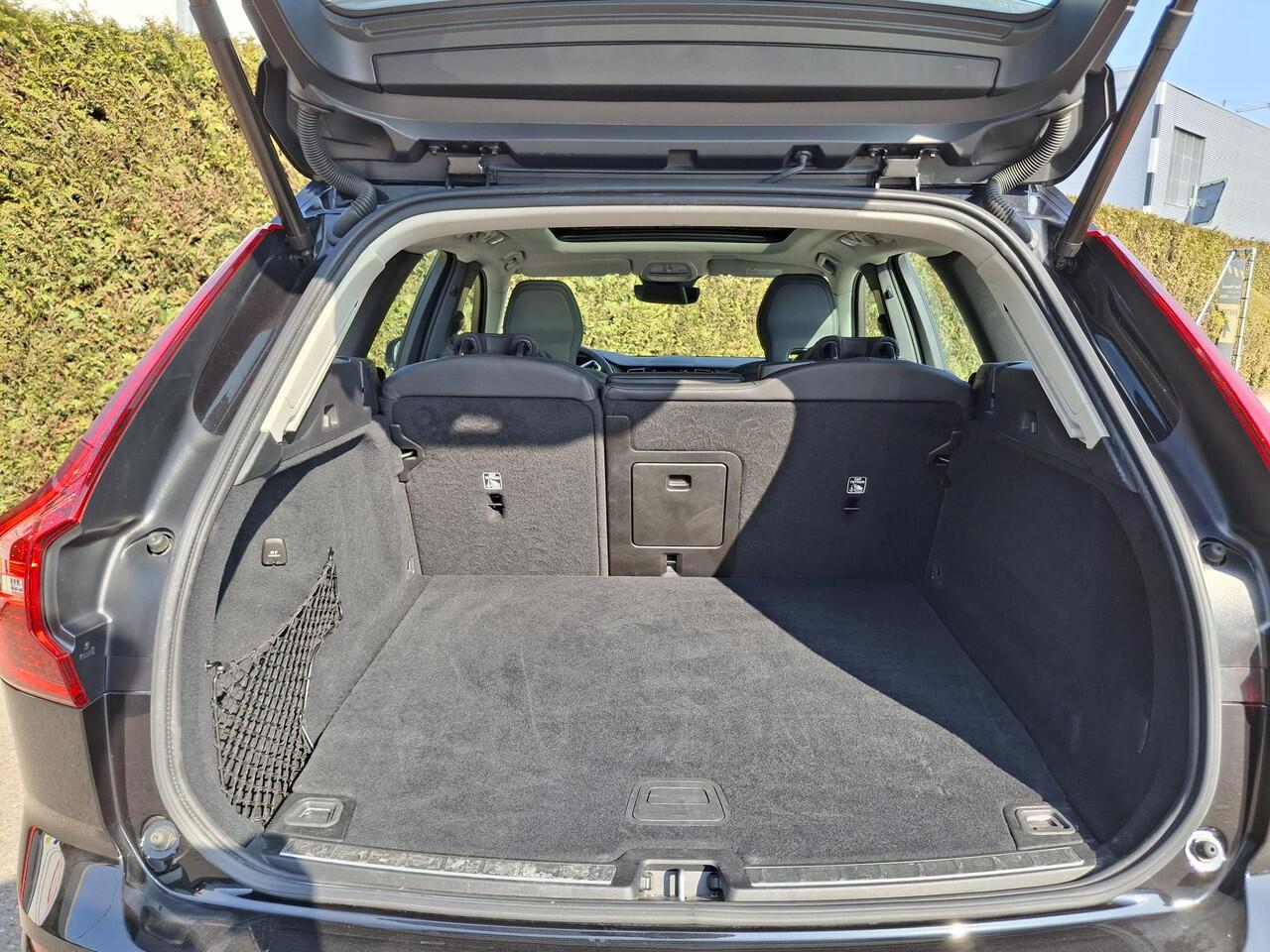 Volvo XC60 T6 Plug-in hybrid AWD Plus Dark