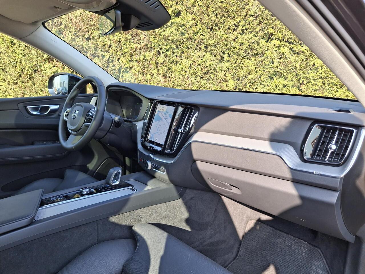 Volvo XC60 T6 Plug-in hybrid AWD Plus Dark