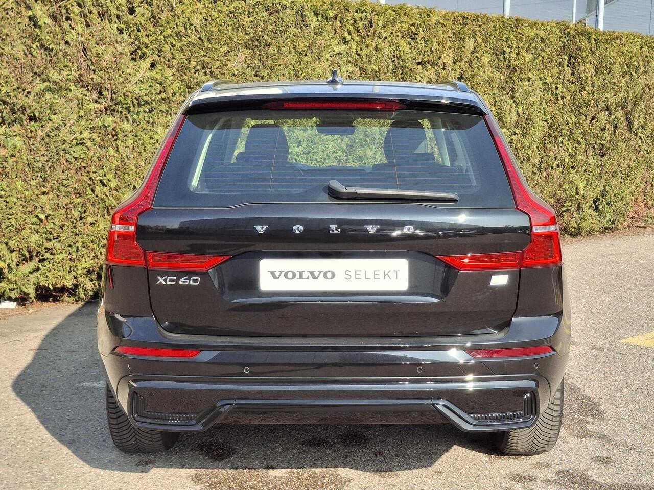 Volvo XC60 T6 Plug-in hybrid AWD Plus Dark