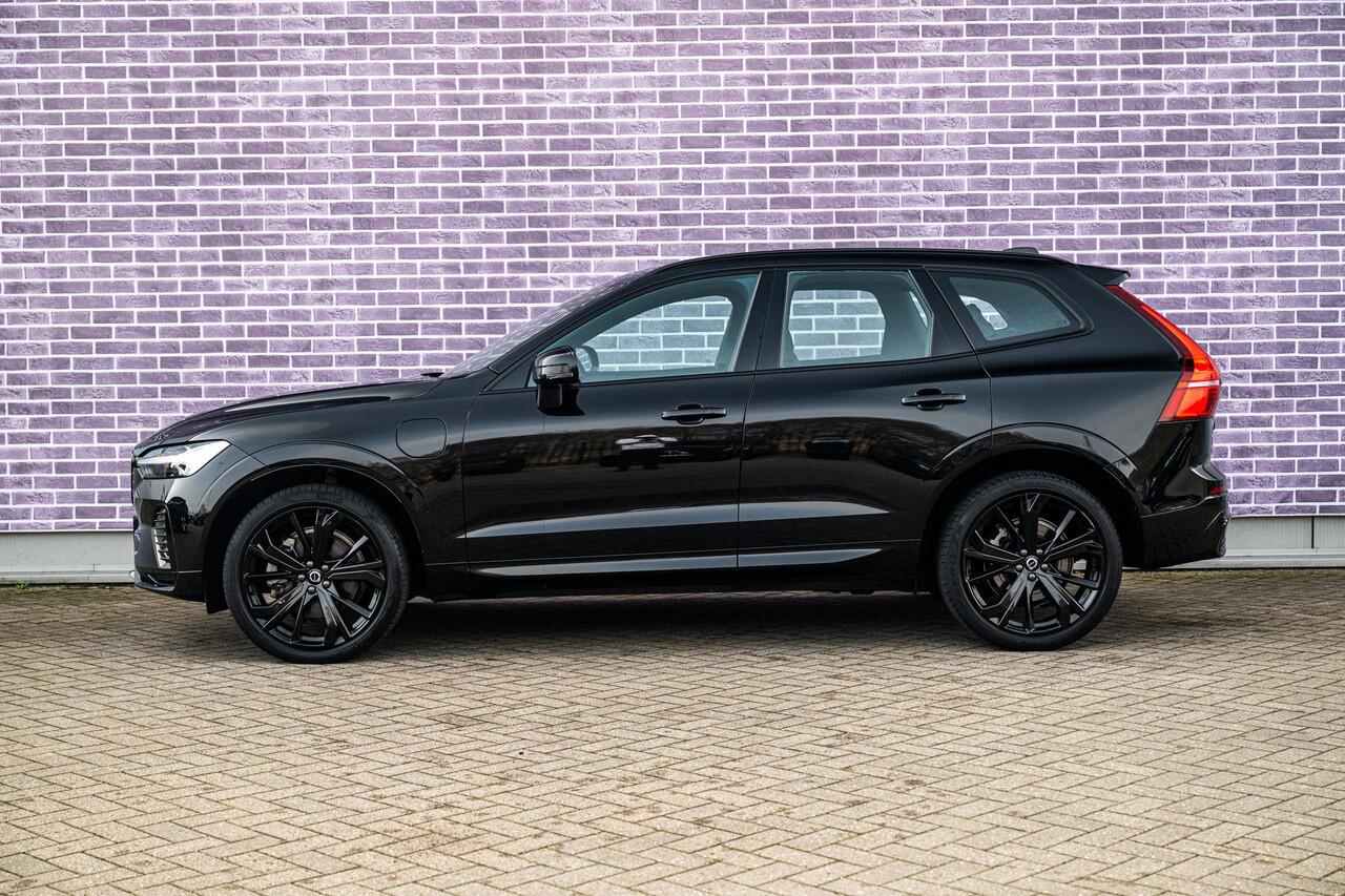 Volvo XC60 2.0 T6 Plug-in hybrid AWD Plus Black Edition | Adaptieve Cruise Control | Panoramadak | Stoel en Stuurverwarming | Dodehoek Detectie | 21" |