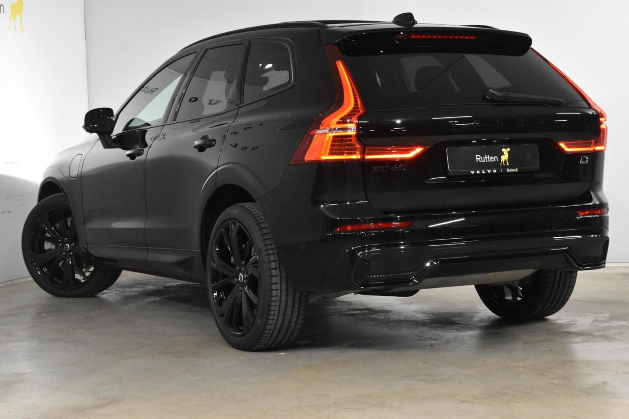 Volvo XC60 T6 350PK Plug-in hybrid AWD Ultra Black Edition / Navigatie / Leder / 360 Camera / Head up display / Luchtvering / Panorama dak / LM Velgen /