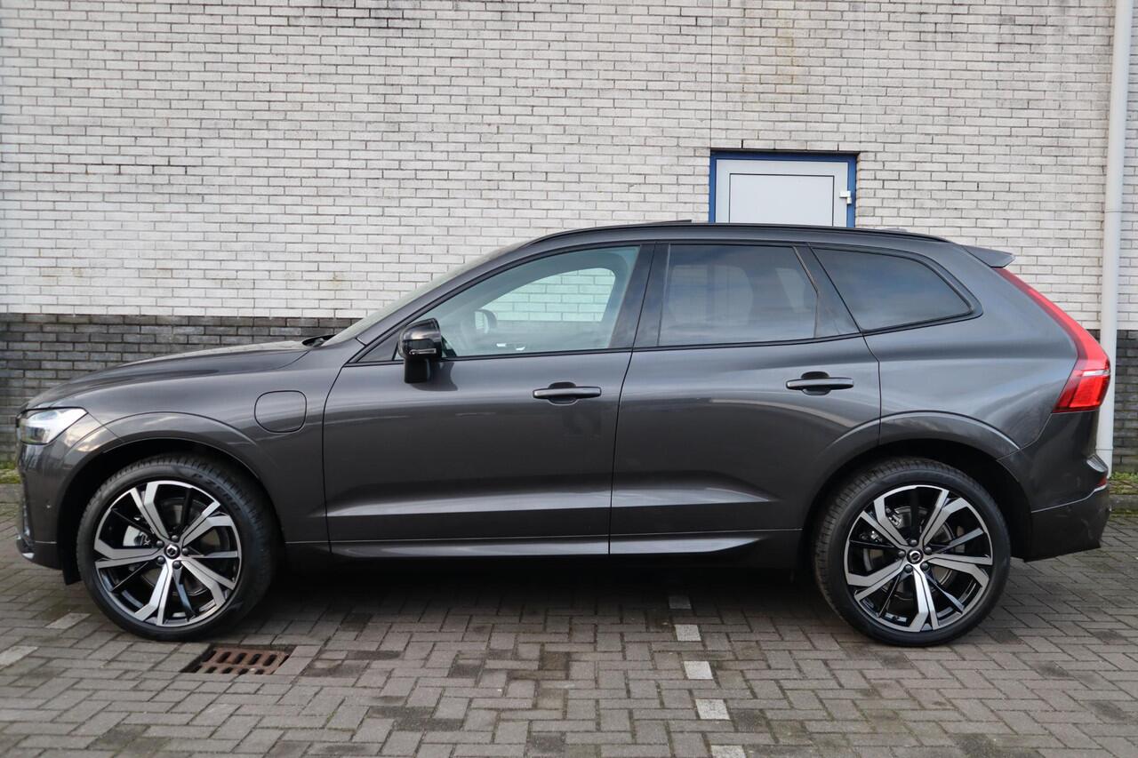 Volvo XC60 2.0 T6 Plug-in hybrid AWD Plus Dark | Schuif / kanteldak | 360 camera | Harman Kardon | Elektrisch verstelbare stoelen met geheugen |