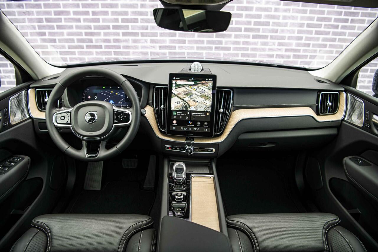 Volvo XC60 2.0 T6 Plug-in hybrid AWD Ultra Bright | Executive | Stoel Massage + Ventilatie | Luchtvering | Bowers & Wilkins | 22" | Full Options |