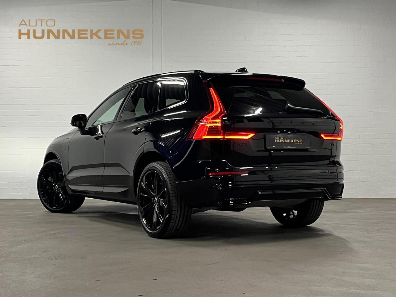 Volvo XC60 2.0 T6 Plug-in hybrid Black Edition | Open dak | Adapt. Cruise | Stoel-/Stuurverwarming | Memory seats | 21"