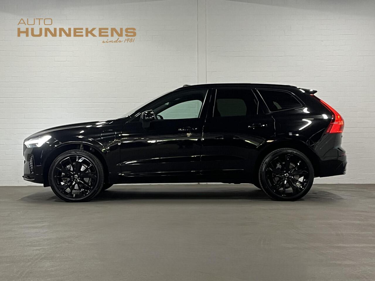 Volvo XC60 2.0 T6 Plug-in hybrid Black Edition | Open dak | Adapt. Cruise | Stoel-/Stuurverwarming | Memory seats | 21"