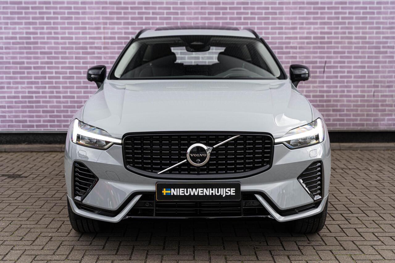 Volvo XC60 2.0 T6 Plug-in hybrid AWD Ultra Dark Luchtvering | Harman Kardon Audio | Trekhaak | Schuif- / Kanteldak | Stoel- / Stuurverwarming Voor + Achter | 360 Camera | Adaptive Cruise | Long Range | Google | Carplay | Dodehoekdetectie