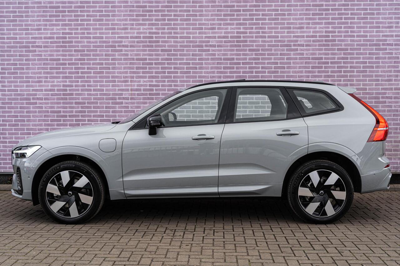 Volvo XC60 2.0 T6 Plug-in hybrid AWD Ultra Dark Luchtvering | Harman Kardon Audio | Trekhaak | Schuif- / Kanteldak | Stoel- / Stuurverwarming Voor + Achter | 360 Camera | Adaptive Cruise | Long Range | Google | Carplay | Dodehoekdetectie