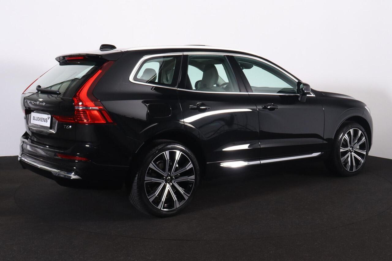 Volvo XC60 T6 Recharge AWD Plus Bright - LONG RANGE - Panorama/schuifdak - IntelliSafe Assist & Surround - Nappaleder - Stoelverwarming / -ventilatie - Parkeercamera achter - Parkeersensoren voor & achter - Elektr. bedienb. voorstoelen met geheugen - Draadloze tel. 