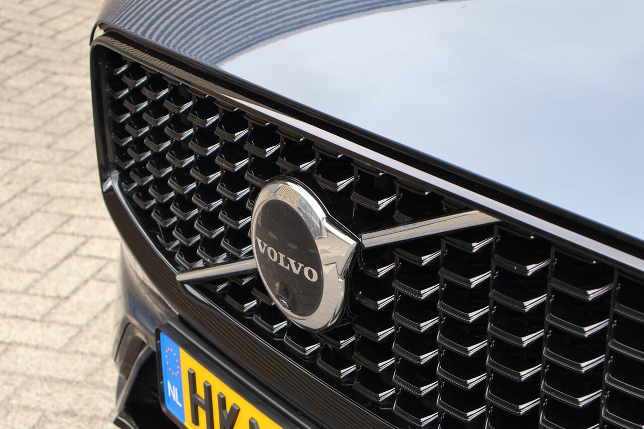 Volvo XC60 T6 Plug-in hybrid AWD Ultra Dark | Full options | Luchtvering | Bowers & Wilkins | Massage/ventilatie stoelen