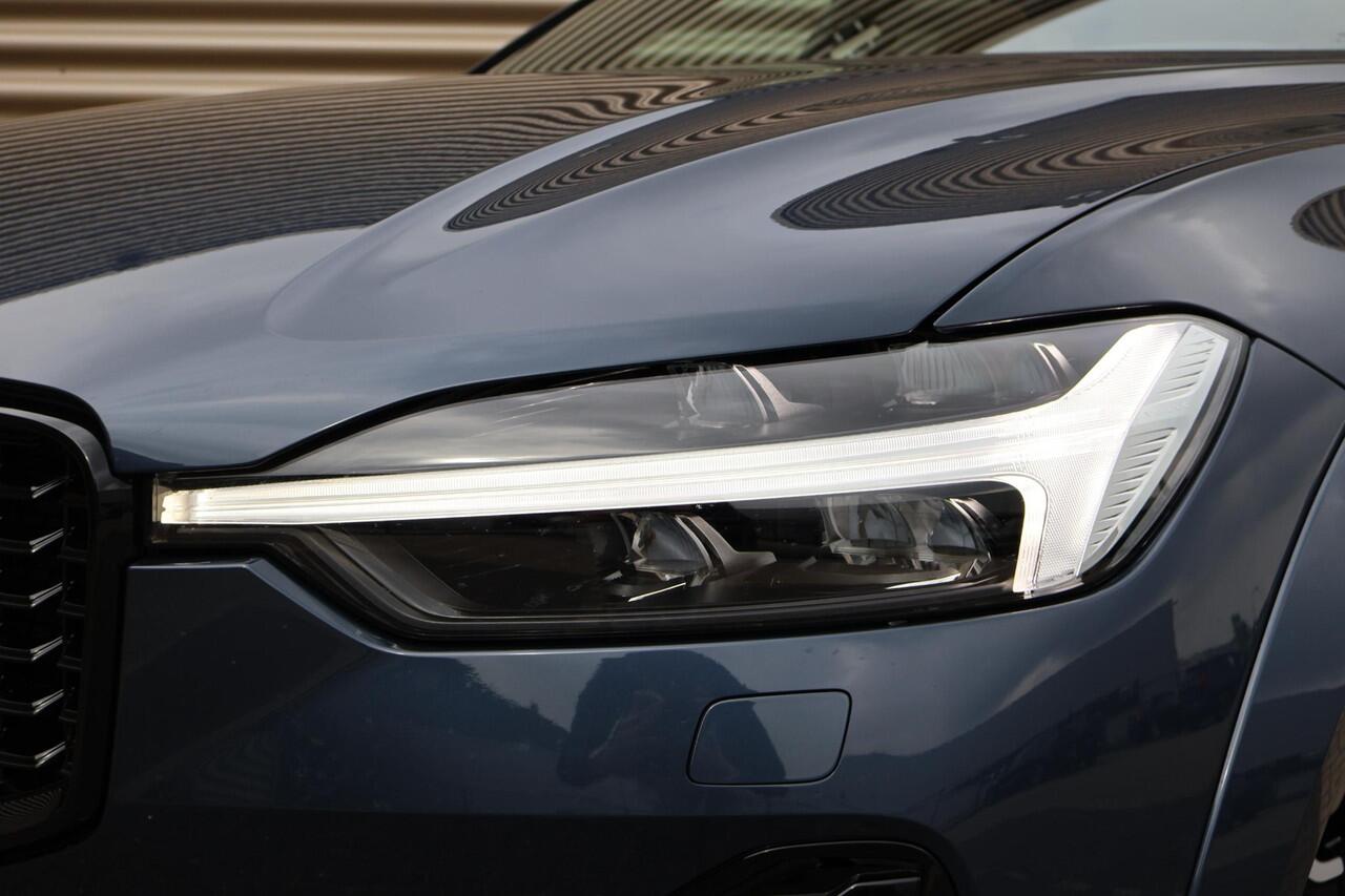 Volvo XC60 T6 Plug-in hybrid AWD Ultra Dark | Full options | Luchtvering | Bowers & Wilkins | Massage/ventilatie stoelen