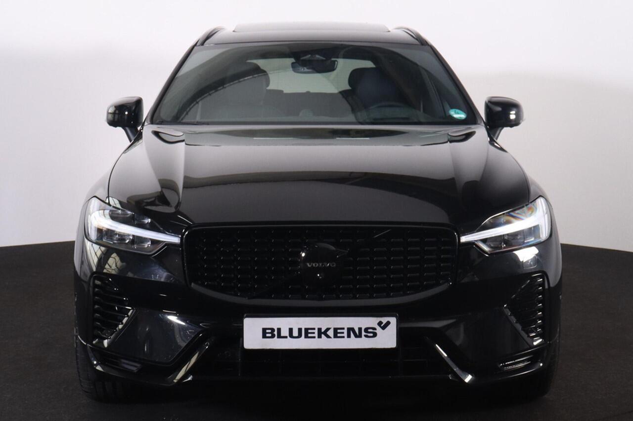 Volvo XC60 T6 Recharge AWD Ultra Black Edition - LONG RANGE - Luchtvering - IntelliSafe Assist & Surround - 360º Camera - Bowers & Wilkins audio - Adaptieve LED koplampen - Verwarmde voorstoelen, stuur & achterbank - Parkeersensoren voor & achter - Elektr. bedienb. 