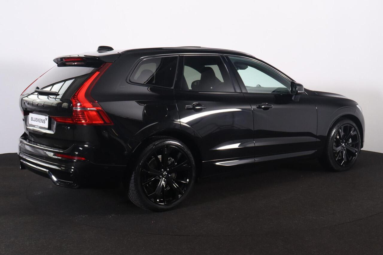 Volvo XC60 T6 Recharge AWD Ultra Black Edition - LONG RANGE - Luchtvering - IntelliSafe Assist & Surround - 360º Camera - Bowers & Wilkins audio - Adaptieve LED koplampen - Verwarmde voorstoelen, stuur & achterbank - Parkeersensoren voor & achter - Elektr. bedienb. 