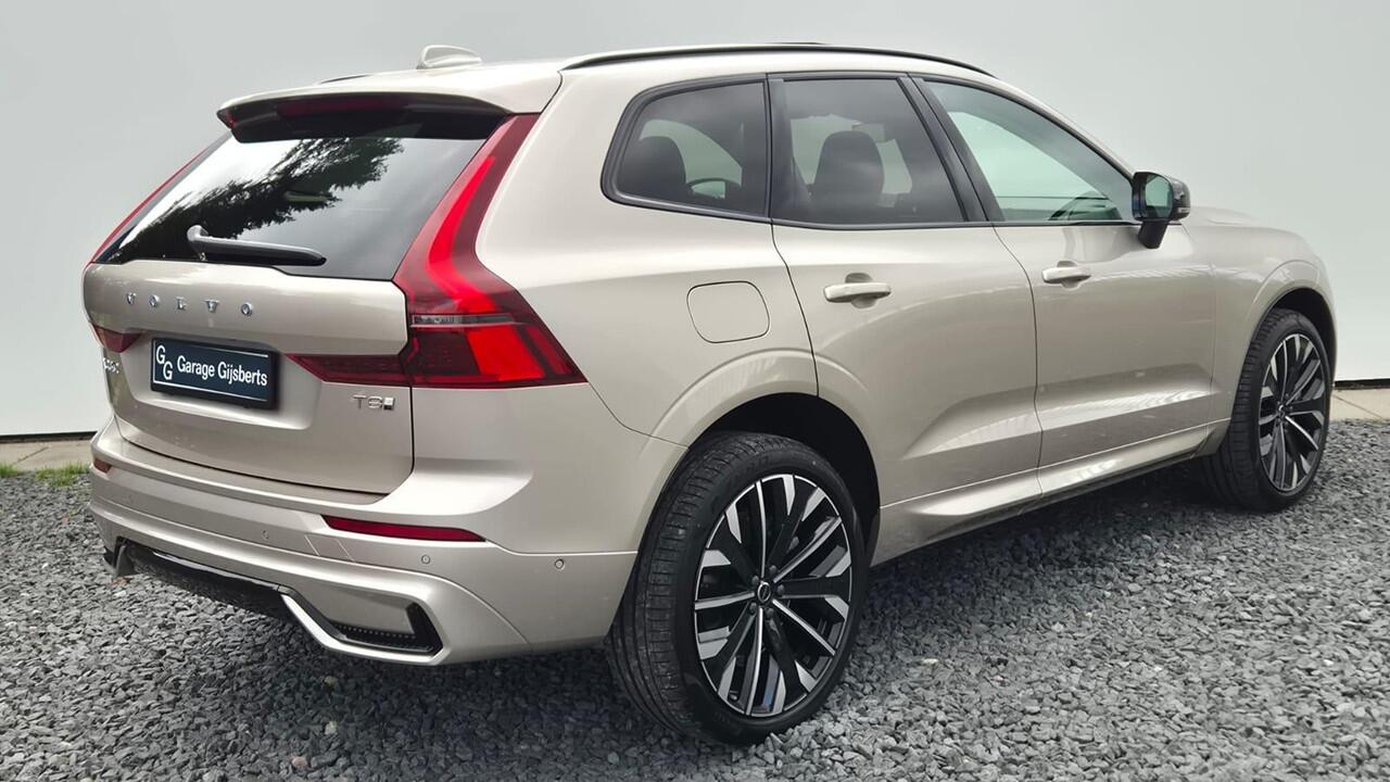 Volvo XC60 2.0 T8 Plug-in hybrid AWD Ultra Dark Zeer Compleet - MY 2026 - Luchtvering - 21" Wielen - Panorama dak - Lighting -Head up - B&W Audio - 360 Cam - Alarm - Climate - Privacy Glass - Geluidsisolerend glas