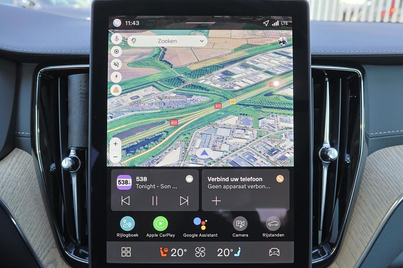 Volvo XC60 T6 Plug-in hybrid AWD Ultra Dark - FACELIFT - Luchtvering - Panorama/schuifdak - IntelliSafe Assist & Surround - 360º Camera - Harman/Kardon audio - Adaptieve LED koplampen - Nappaleder - Verwarmde voorstoelen, stuur & achterbank - Stoelventilatie - Parke