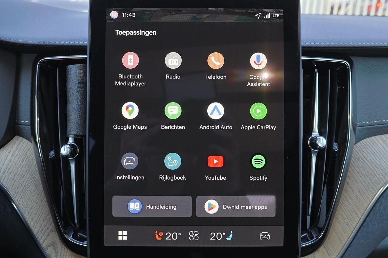 Volvo XC60 T6 Plug-in hybrid AWD Ultra Dark - FACELIFT - Luchtvering - Panorama/schuifdak - IntelliSafe Assist & Surround - 360º Camera - Harman/Kardon audio - Adaptieve LED koplampen - Nappaleder - Verwarmde voorstoelen, stuur & achterbank - Stoelventilatie - Parke