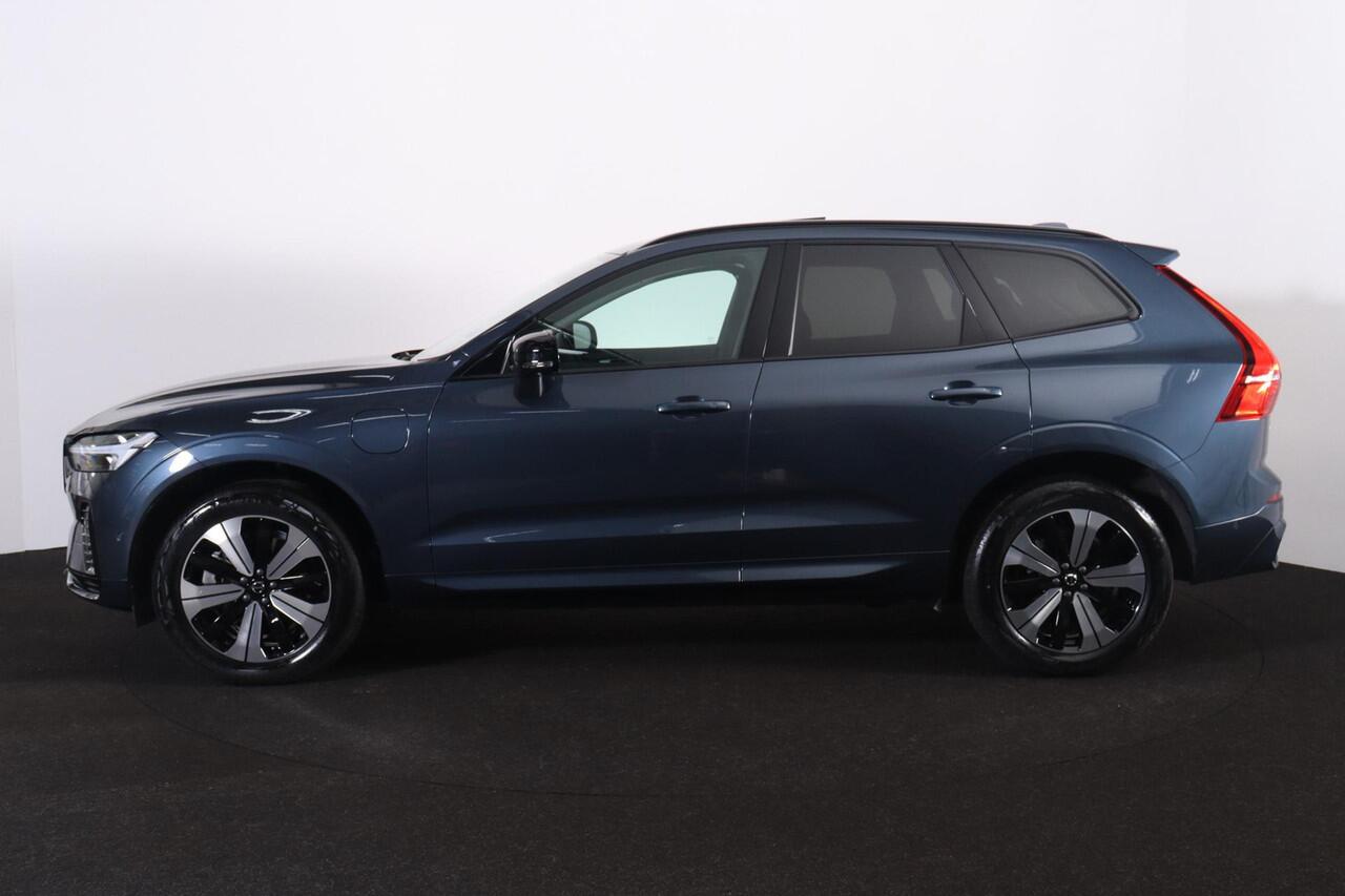 Volvo XC60 T6 Recharge AWD Plus Dark - Panorama/schuifdak - IntelliSafe Assist & Surround - 360º Camera - Harman/Kardon audio - Adaptieve LED koplampen - Verwarmde voorstoelen, stuur & achterbank - Parkeersensoren voor & achter - Elektr. bedienb. voorstoelen met geh