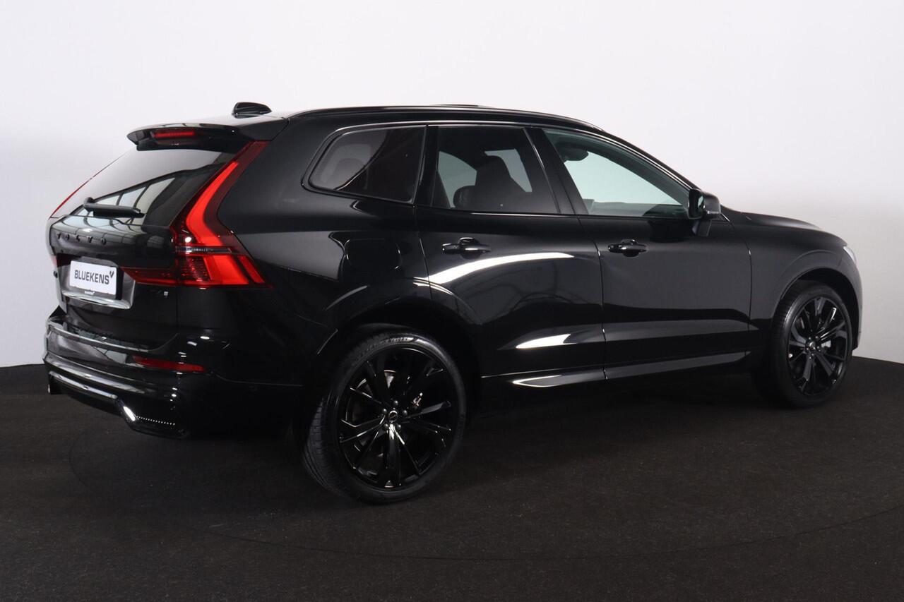 Volvo XC60 T6 Recharge AWD Ultra Black Edition - Panorama/schuifdak - IntelliSafe Assist & Surround - 360º Camera - Harman/Kardon audio - Adaptieve LED koplampen - Verwarmde voorstoelen, stuur & achterbank - Parkeersensoren voor & achter - Elektr. bedienb. voorstoel
