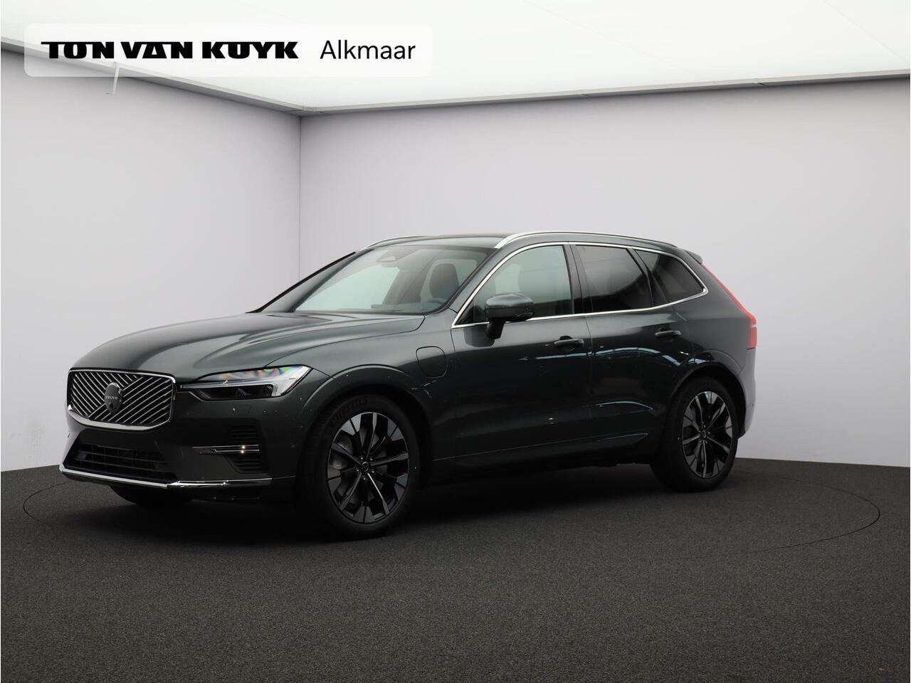 Volvo XC60 2.0 T6 Plug-in hybrid AWD Ultra Bright / Luchtvering / 360 Camera / Head-Up Display / Panoramadak / Harman Kardon / Getint Glas / BLIS / Keyless /