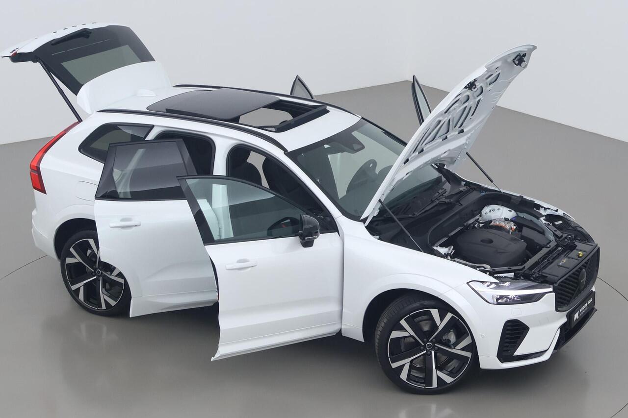 Volvo XC60 T8 Plug-in hybrid Ultra Black Edition | FACELIFT | FULL-OPTIONS | Luchtvering | Bowers&Wilkins | Massage | Head-Up | 22 Inch