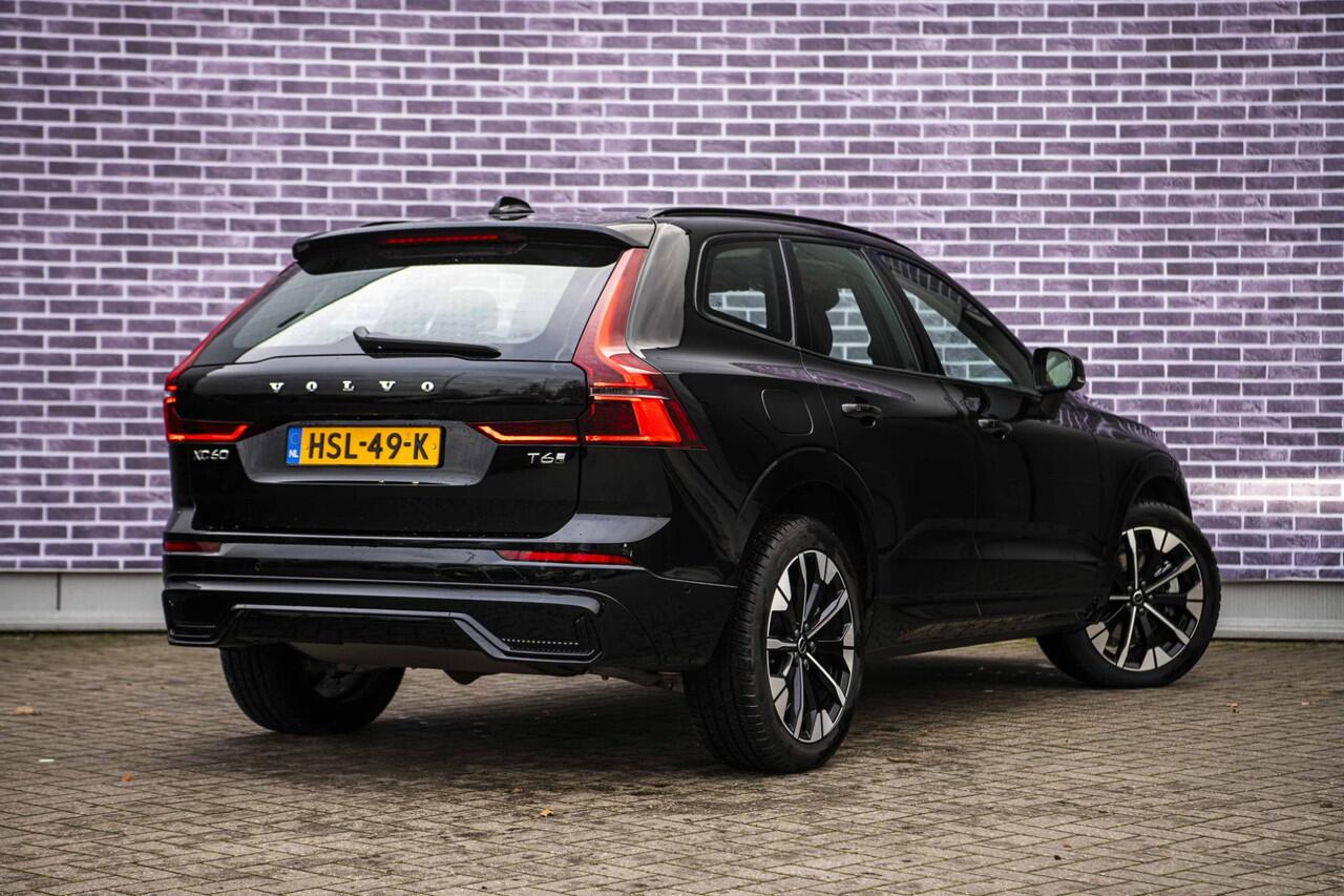 Volvo XC60 2.0 T6 Plug-in hybrid AWD Ultra Dark | Facelift | Trekhaak | 360 Camera | Panoramadak | Adaptieve Cruise Control | Dode Hoek Detectie |
