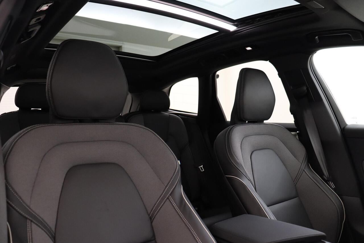 Volvo XC60 II T6 PLUG-IN HYBRID AWD ULTRA BLACK EDITION -PANO.DAK|BOWERS&WILKINS|LUCHTVERING|TREKHAAK|360°CAM|PRIVACY.GLAS|21" *NW.PRIJS ¤83,119,-*