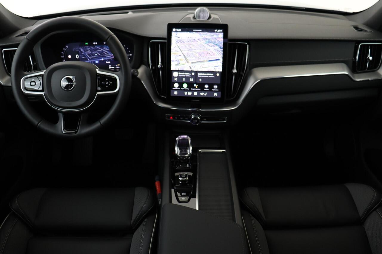 Volvo XC60 II T6 PLUG-IN HYBRID AWD ULTRA BLACK EDITION -PANO.DAK|BOWERS&WILKINS|LUCHTVERING|TREKHAAK|360°CAM|PRIVACY.GLAS|21" *NW.PRIJS ¤83,119,-*