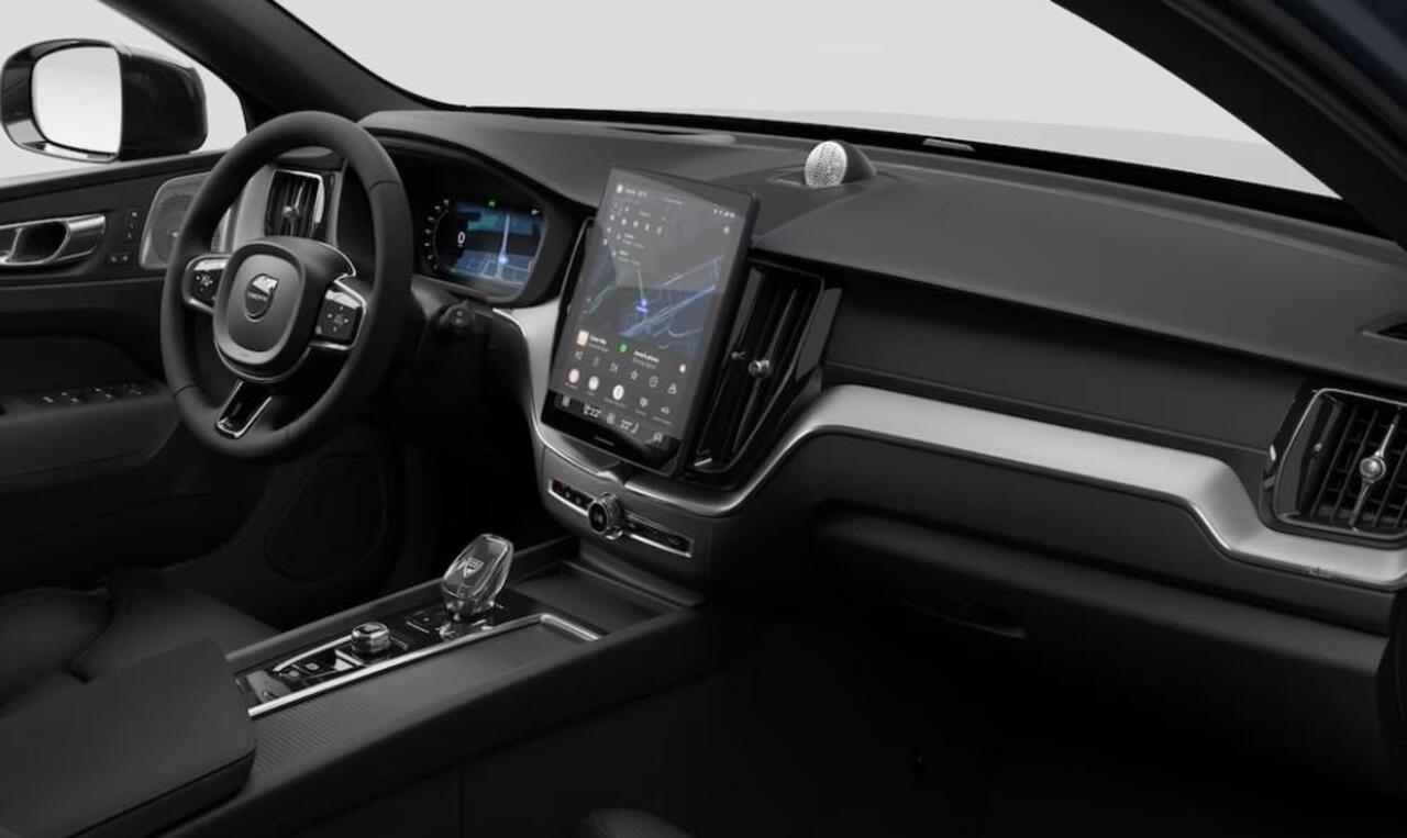 Volvo XC60 2.0 T8 Plug-in hybrid AWD Ultra Black Edition | Lounge Pack | Bowers & Wilkins | 22" | Luchtvering | Massage | Head-Up Display | Leder Dashboard | Adaptive Cruise | Stoel & Stuurverwarming |