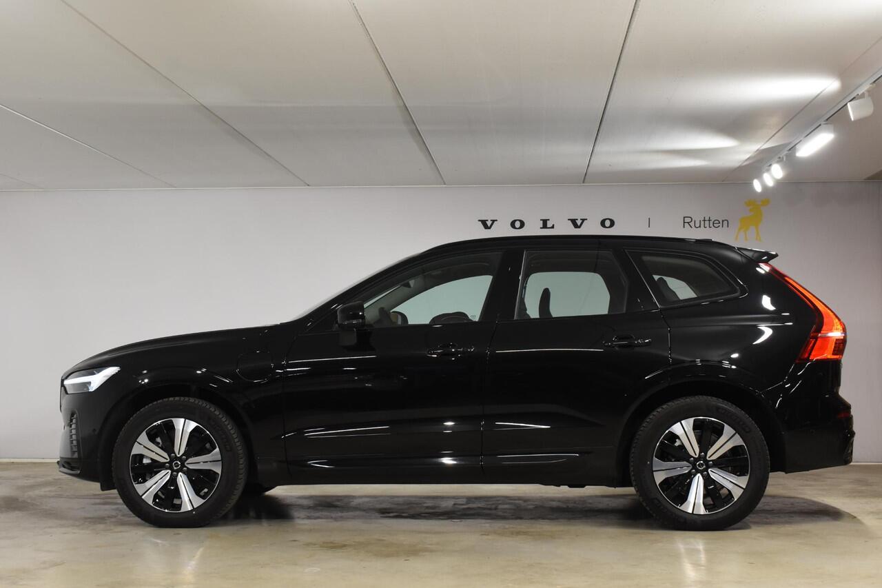 Volvo XC60 T6 350PK Automaat Plug-in Hybrid AWD Plus Dark / Navigatie / 360 Camera / Adaptieve Cruise Control / Stuur & Stoelverwarming / Elektr. Achterklep / Schuifdak / Trekhaak